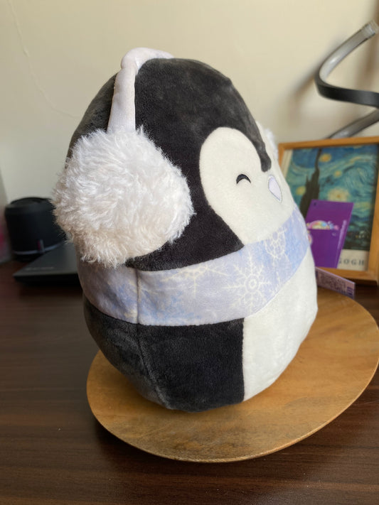 Luna the Penguin Squishmallow – Winter Holiday Edition