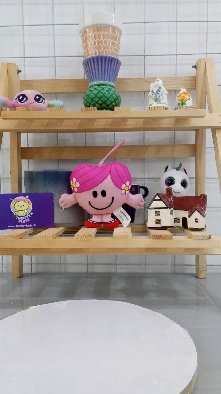 Little Miss Hug, Plushie Mr. Men And Little Miss Series.