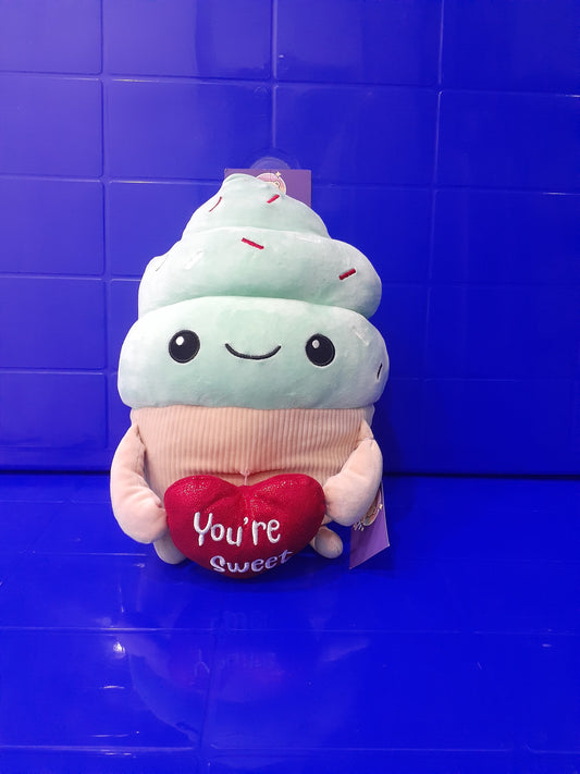Smoochy Pals Cupcake Plushie