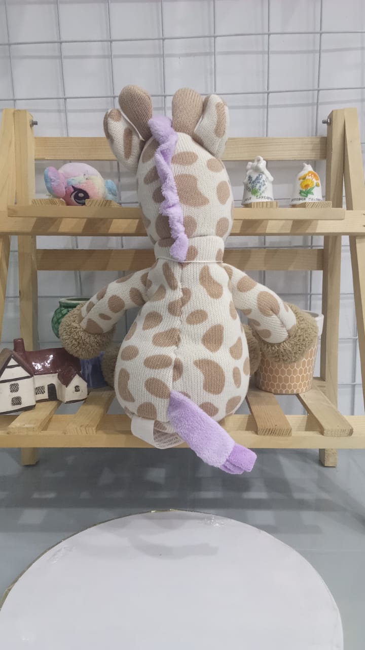 Plush Giraffe Toy, Similar To The "Lazada Stuffed Animal Giraffe