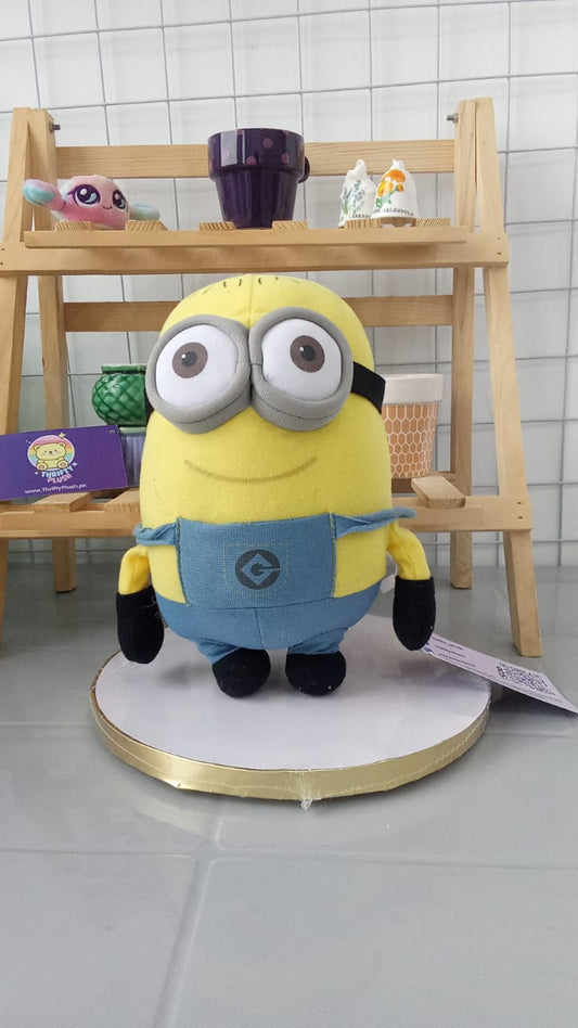 Dave, a Minion Plushie Character From The Despicable Me movie Franchise.