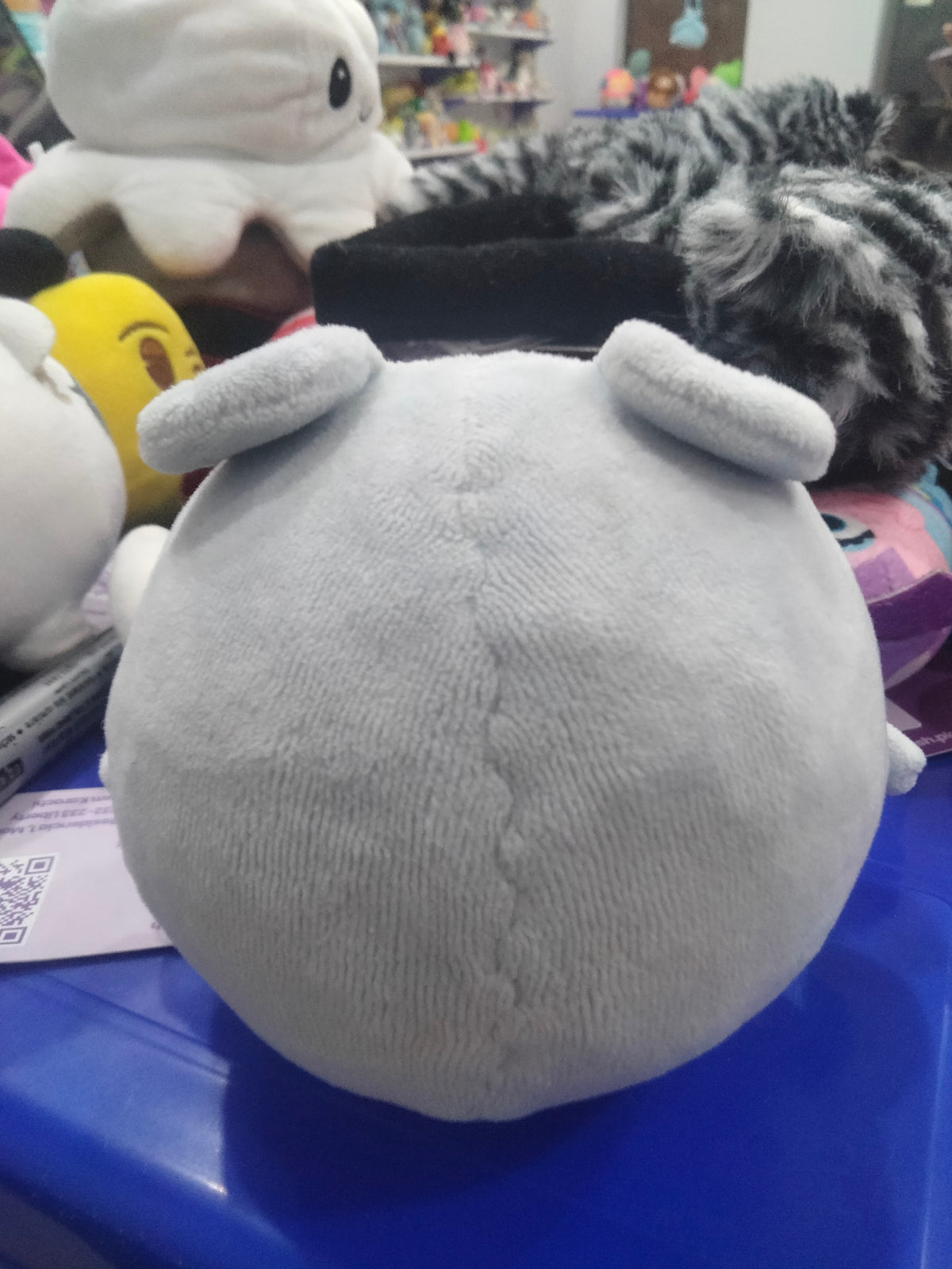 Crunchimals Parley the Bear plush toy.