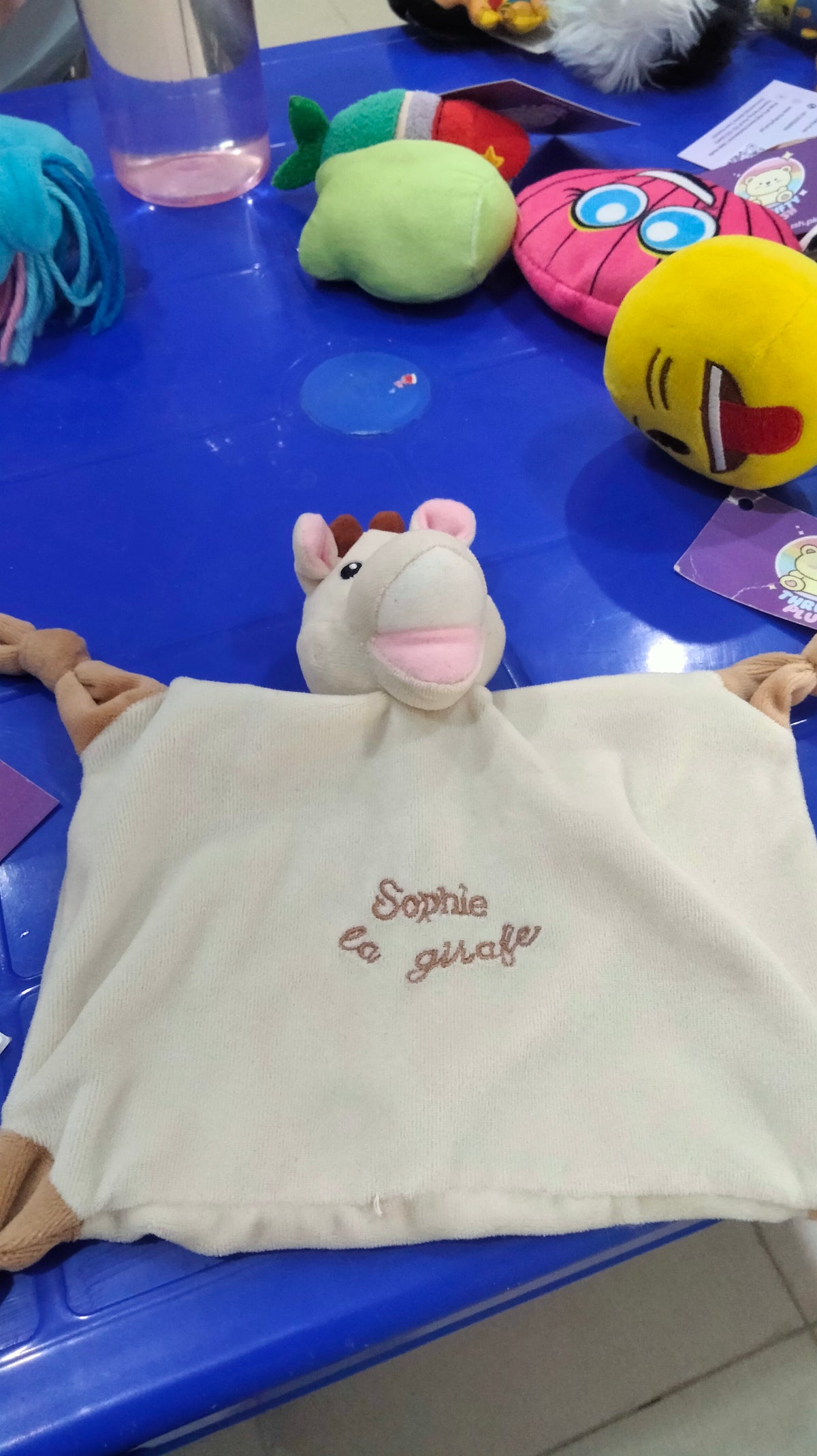 Keel Snuggle Giraffe comforter blanketm