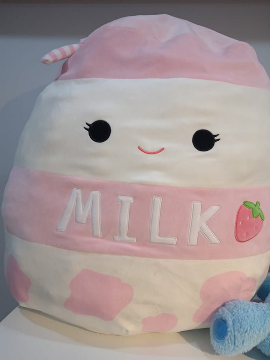 Amelie the Strawberry Milk