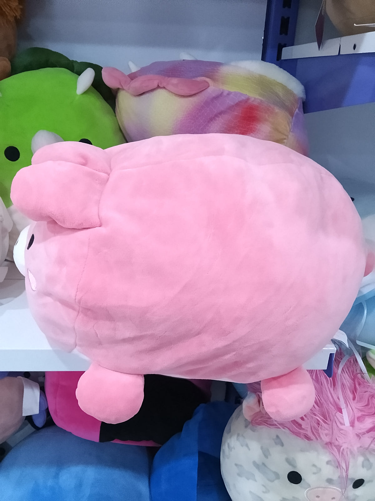 Momoppy plush from the Marshmallow collections, squishy design made of polyester.