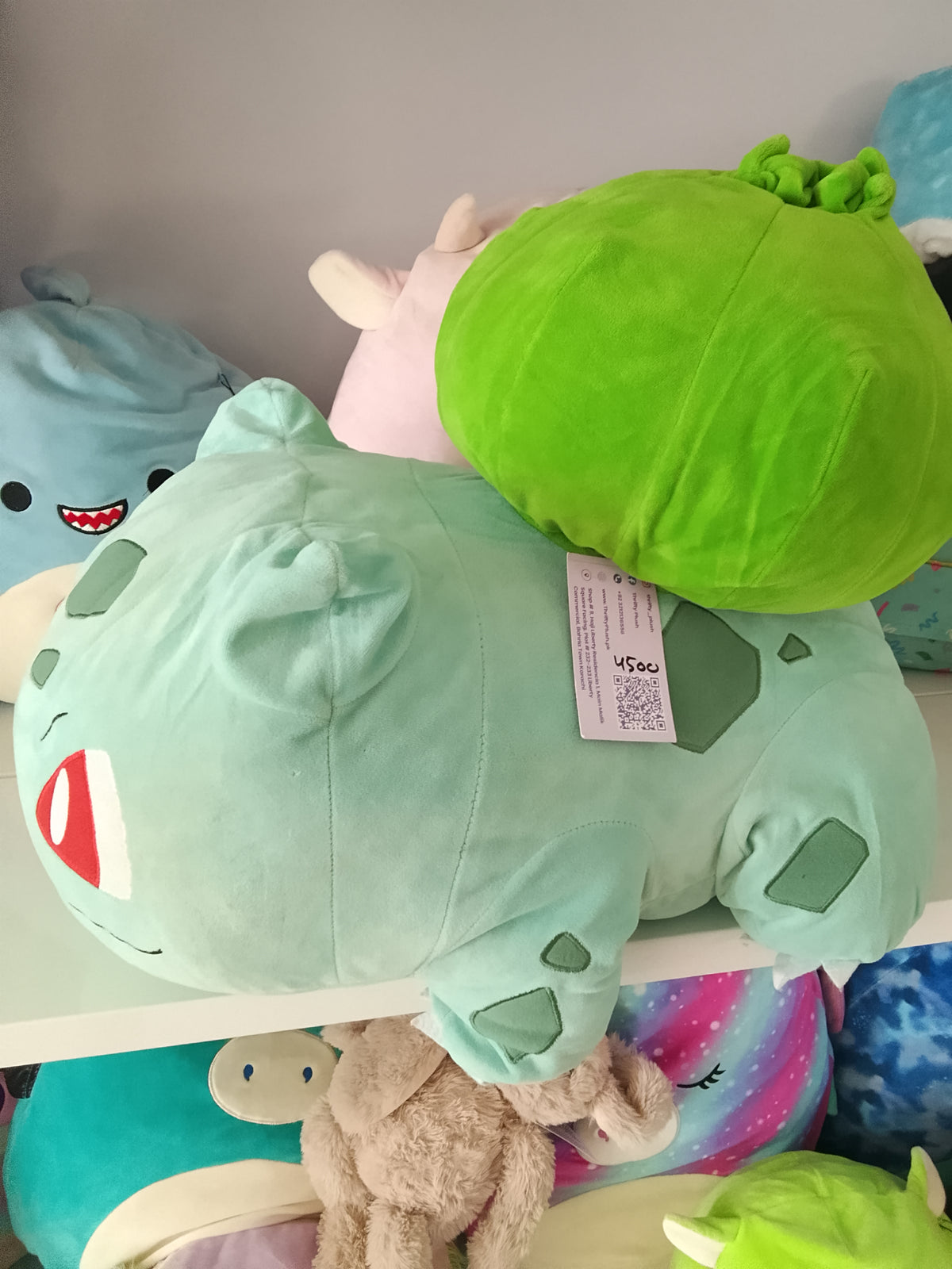 Pokémon Bulbasaur jumbo plush toy, Jazwares or the Pokémon Center.
