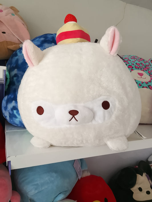 Mogu Alpaca plushie plush toy.