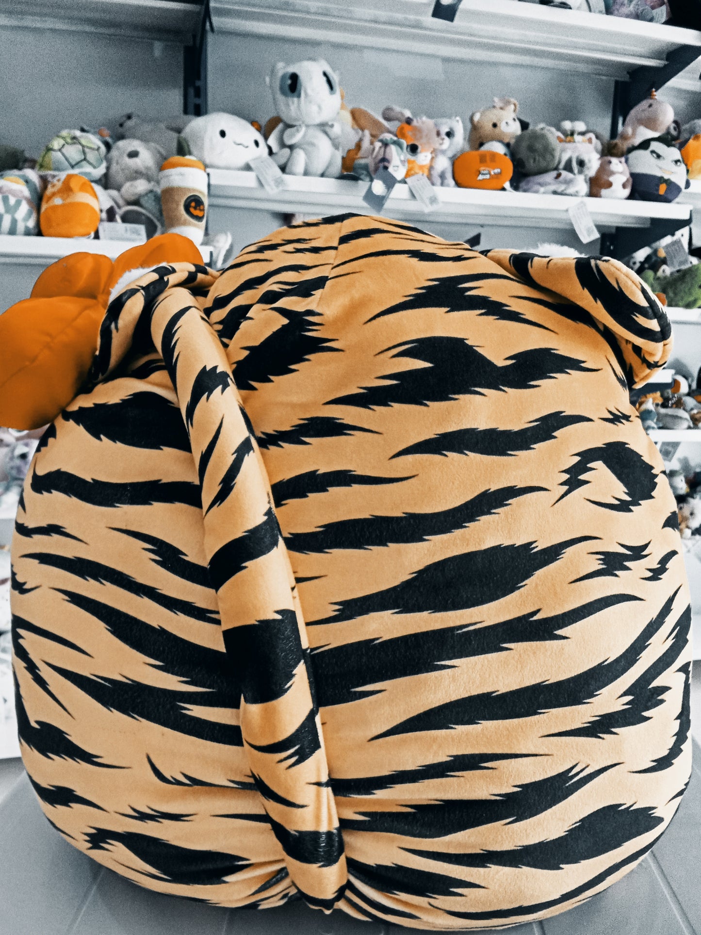 20-inch Hello Kitty Plush Toy Dressed In A Tiger Costume.