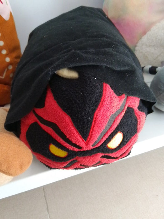 Disney Tsum Tsum Star Wars Darth Maul plush toy, stackable plush designed for stacking and display.