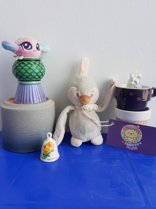 Nattou Mini Musical Penguin Sasha, Lulaby "La-Le-Lu", 23 cm, Pauline and Sasha, Light Grey/Pink