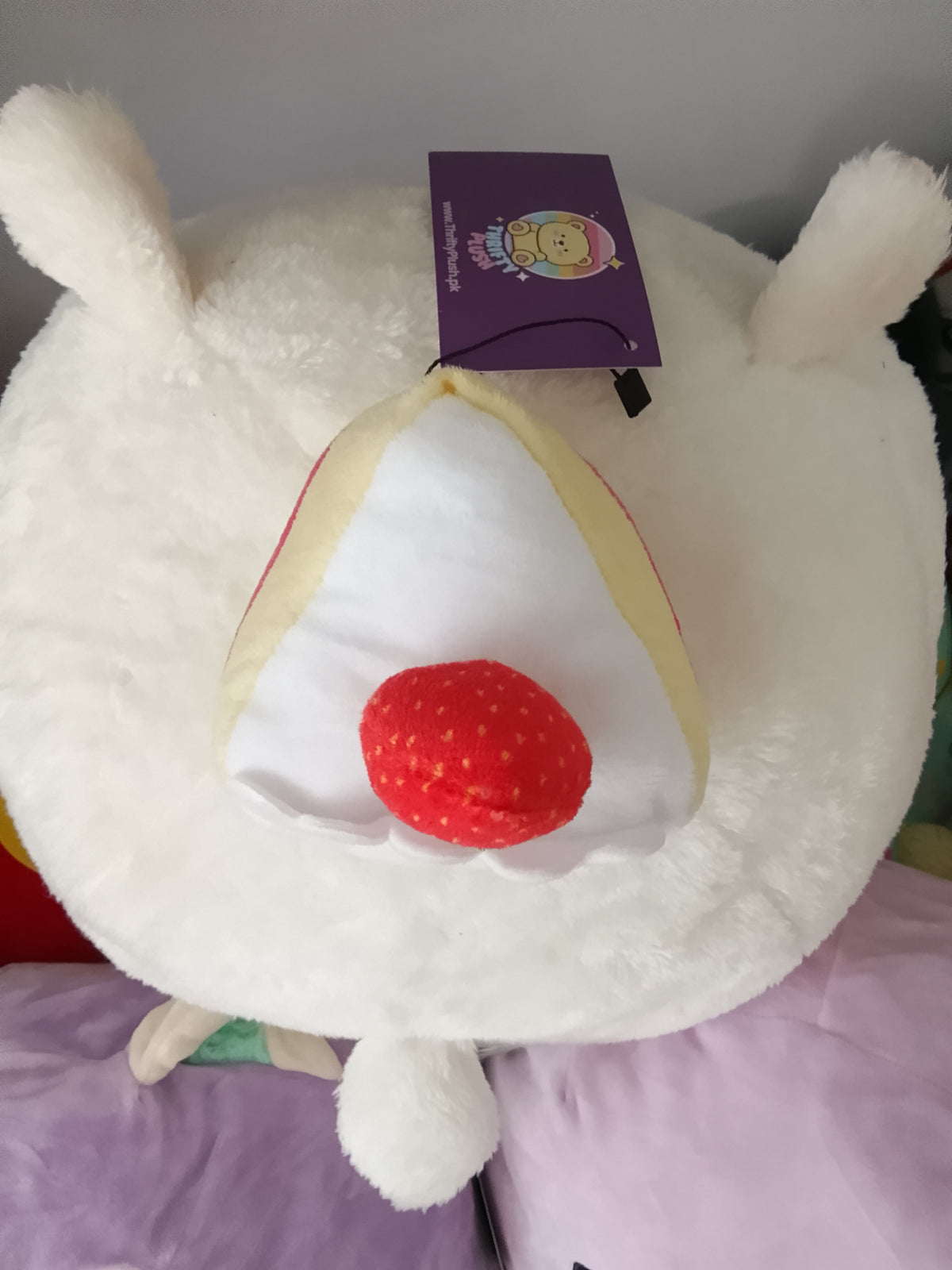 Mogu Alpaca plushie plush toy.