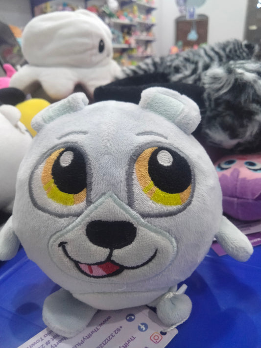 Crunchimals Parley the Bear plush toy.