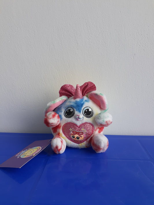 Rainbocorns Sweet Shake Surprise, a Plushie