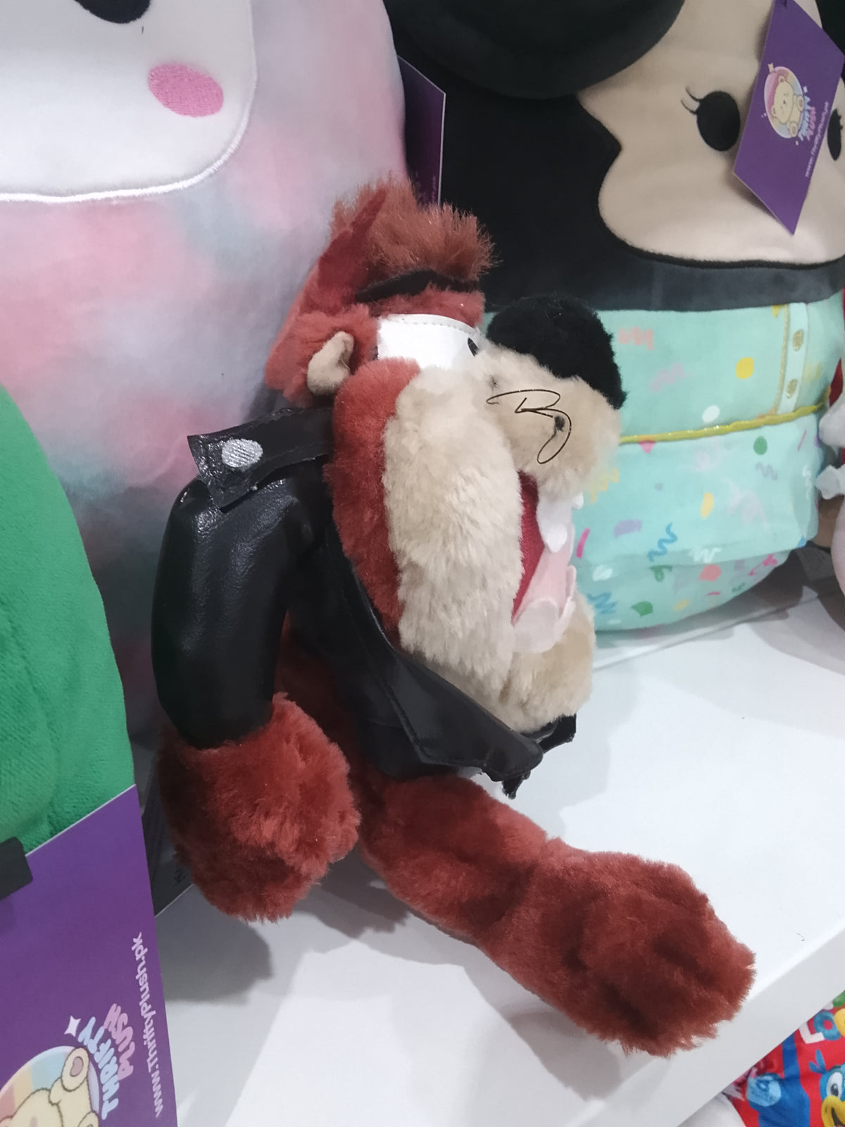 Looney Tunes Taz (Tasmanian Devil) plush toy