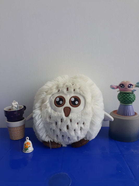 HB Leisure Holdings Ltd. Small Plush Soft White Fuzzy Snow Owl