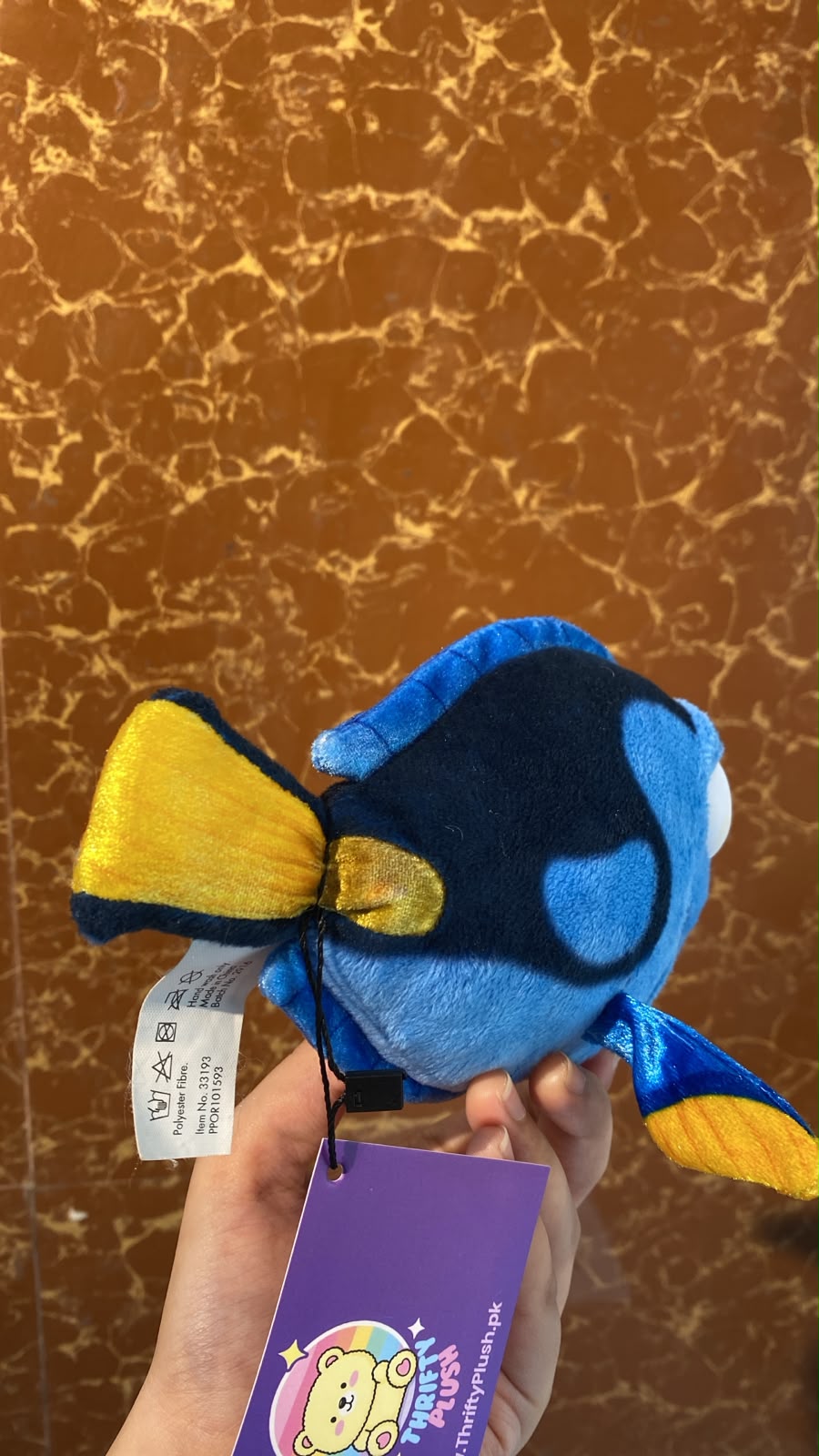 Dory plush toy
