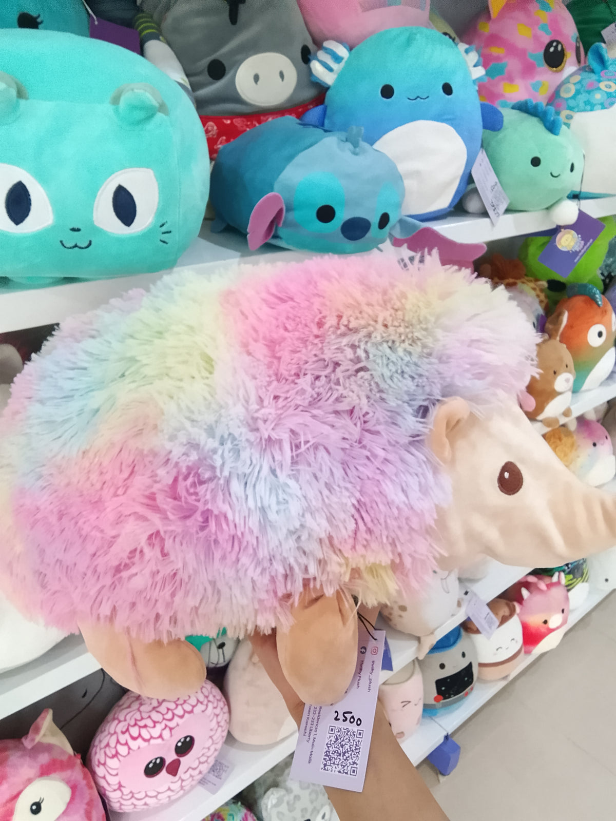 Aurora Squishiverse Squishy Hugs Hedgie 9 inch plush toy.