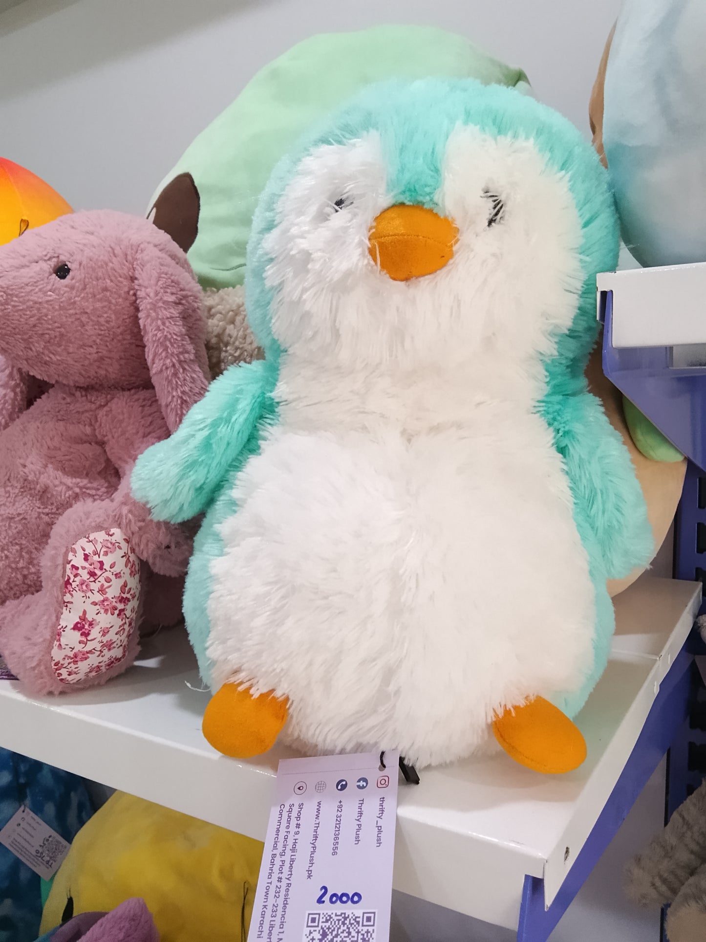 Aurora World penguin from the Jelly Rolls or Destination Nation Plush Toy.