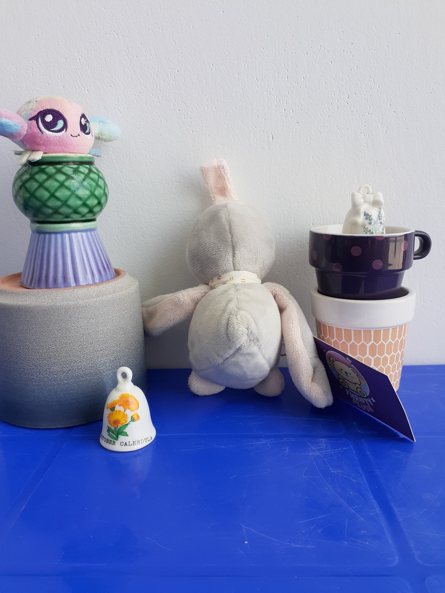 Nattou Mini Musical Penguin Sasha, Lulaby "La-Le-Lu", 23 cm, Pauline and Sasha, Light Grey/Pink