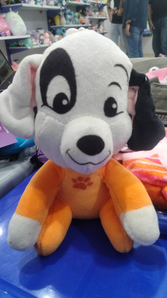 Disney 101 Dalmatians "4 Paws" plush toy.