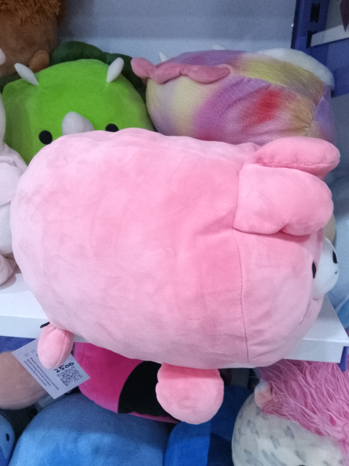 Momoppy plush from the Marshmallow collections, squishy design made of polyester.